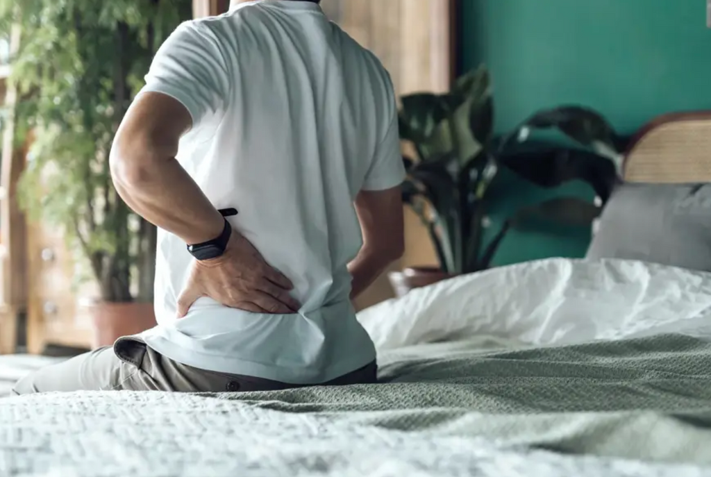 Why Your Pillow and Mattress Should Work Together — Not Separately